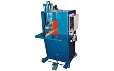 Projection-individure spot welder
